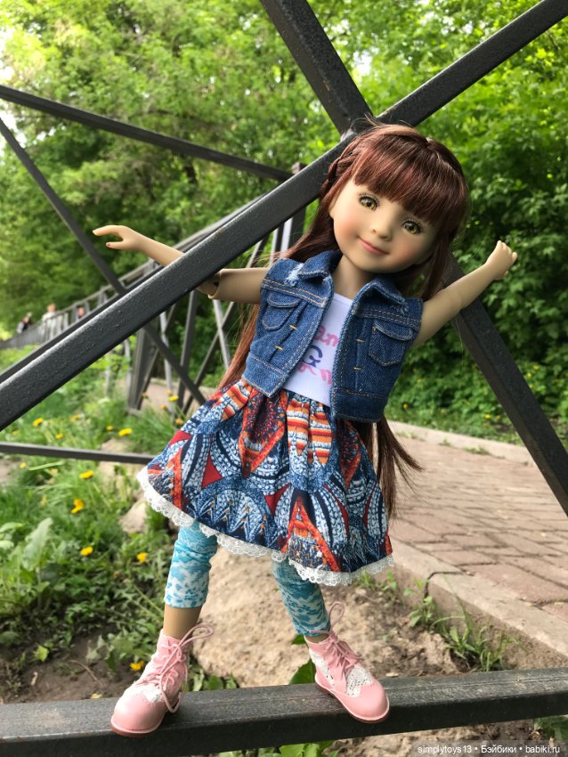 Белла — Куклы Ruby Red (Руби Ред) Fashion Friends: Siblies