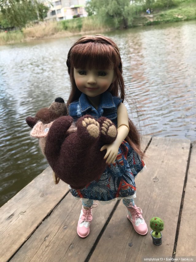 Белла — Куклы Ruby Red (Руби Ред) Fashion Friends: Siblies (фото 7)