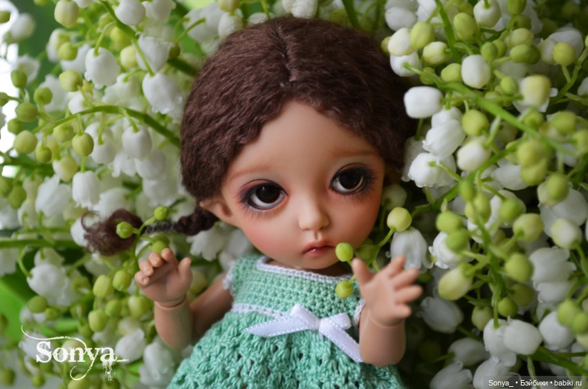 Майская Дашка в Майских ландышах (фото 2)