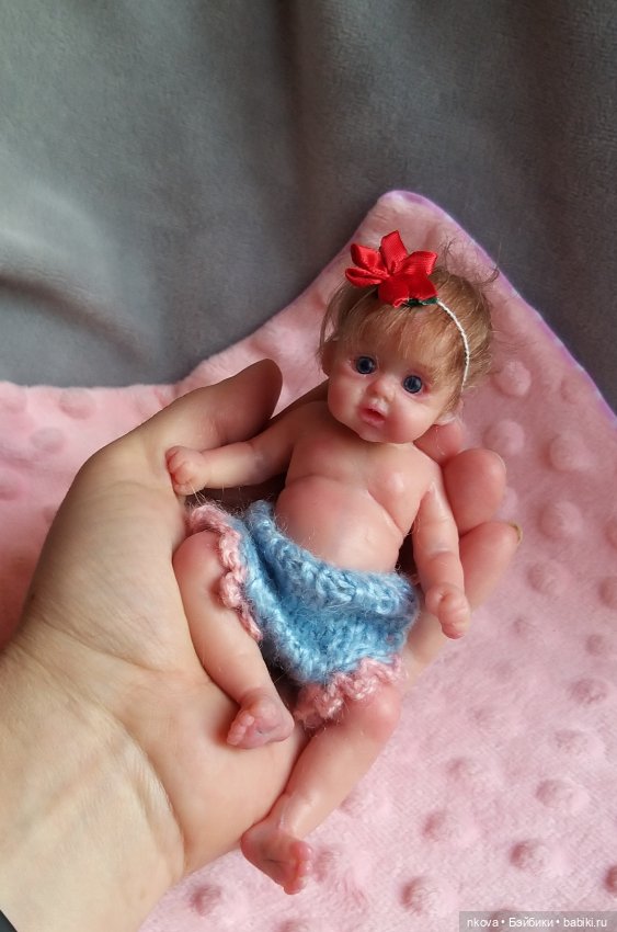 Куклы из силикона - маленькая блондинка-брюнетка-шатенка (фото 2)
