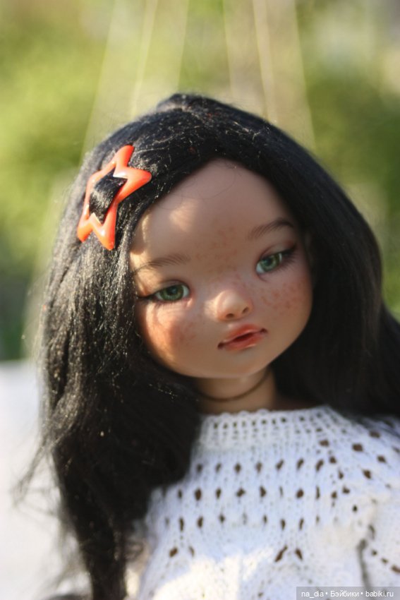 Весна, жара, цветочки. Софи и Лео на даче