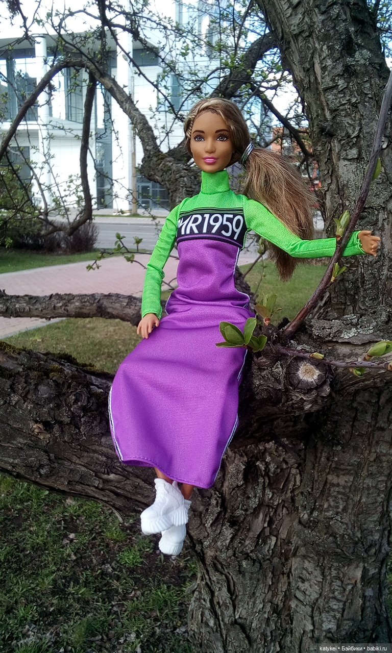 Новое Платье Королевы — Куклы Barbie (Барби): Looks (фото 6)
