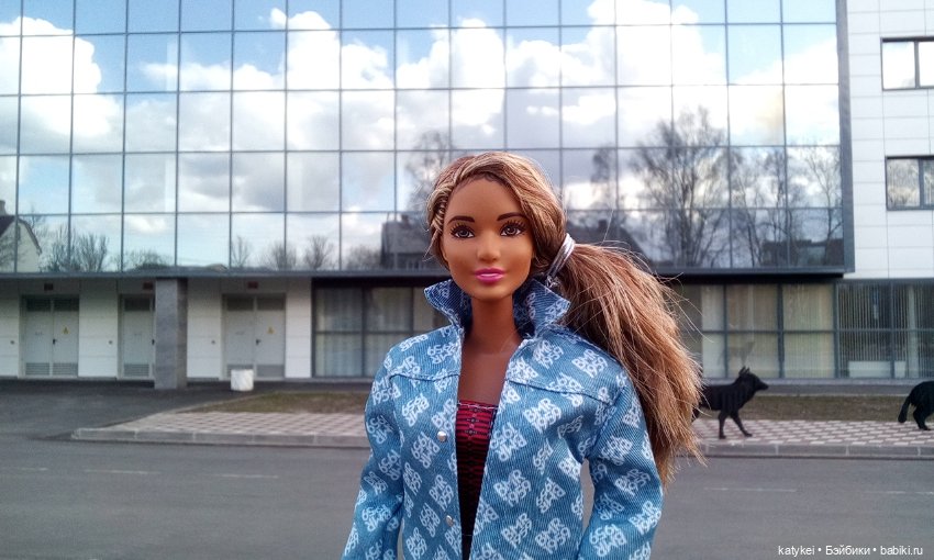 Новое Платье Королевы — Куклы Barbie (Барби): Looks