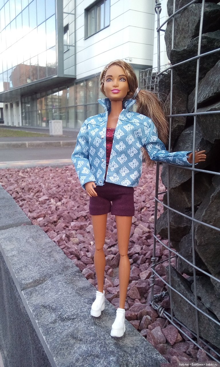 Новое Платье Королевы — Куклы Barbie (Барби): Looks