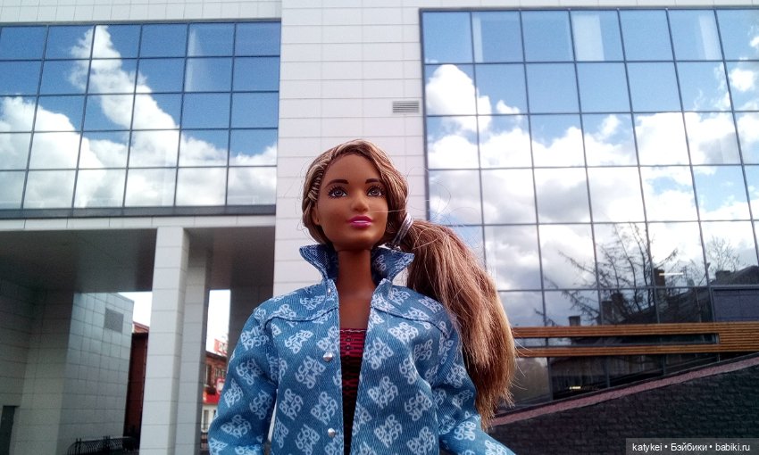 Новое Платье Королевы — Куклы Barbie (Барби): Looks