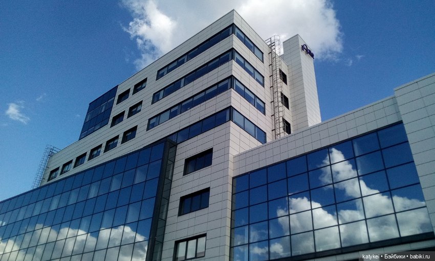 Новое Платье Королевы — Куклы Barbie (Барби): Looks