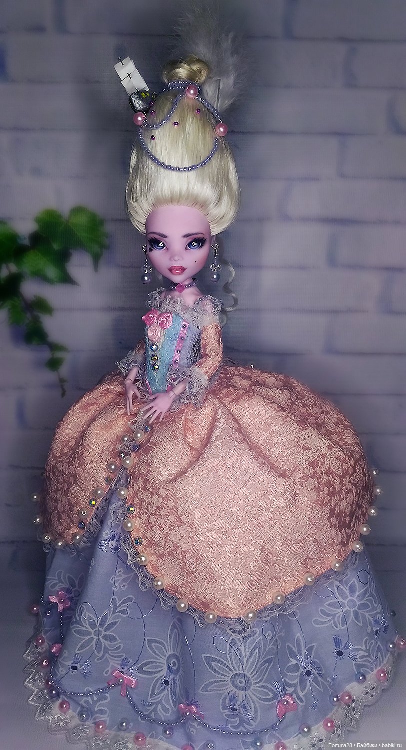 Мода времен - ООАК по мотивам Марии Антуанетты (фото 6)