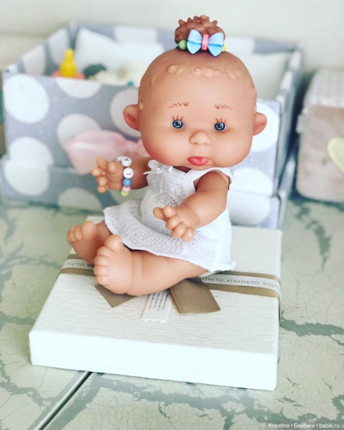 Ванильное счастье — Куклы Nines d'Onil (Нинес): Миа (Mia) (фото 4)