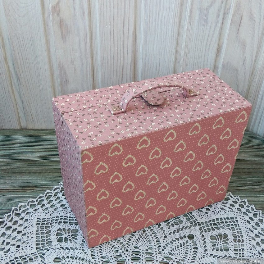 Домик - чемоданчик для кукол-малышек (фото 4)