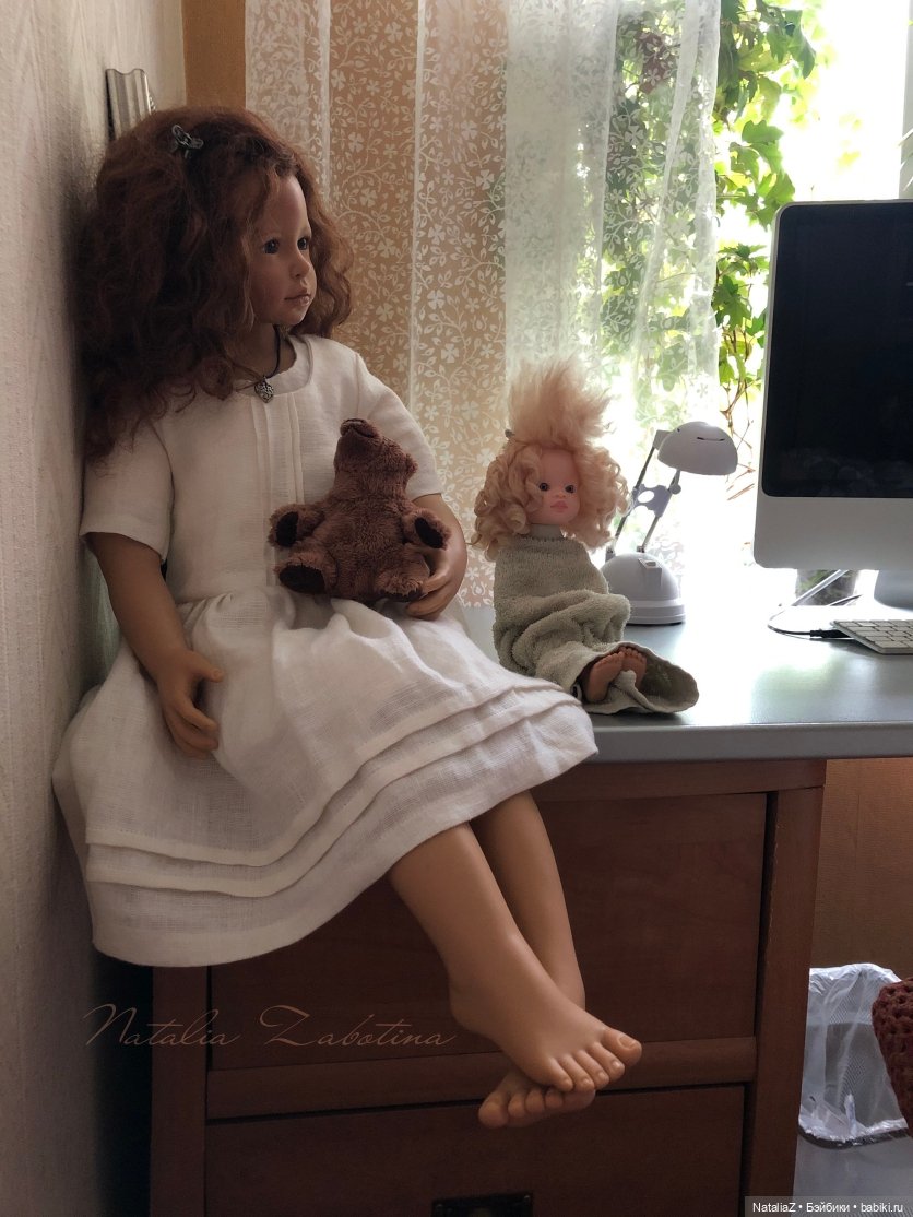 Выход за формат — Николетта