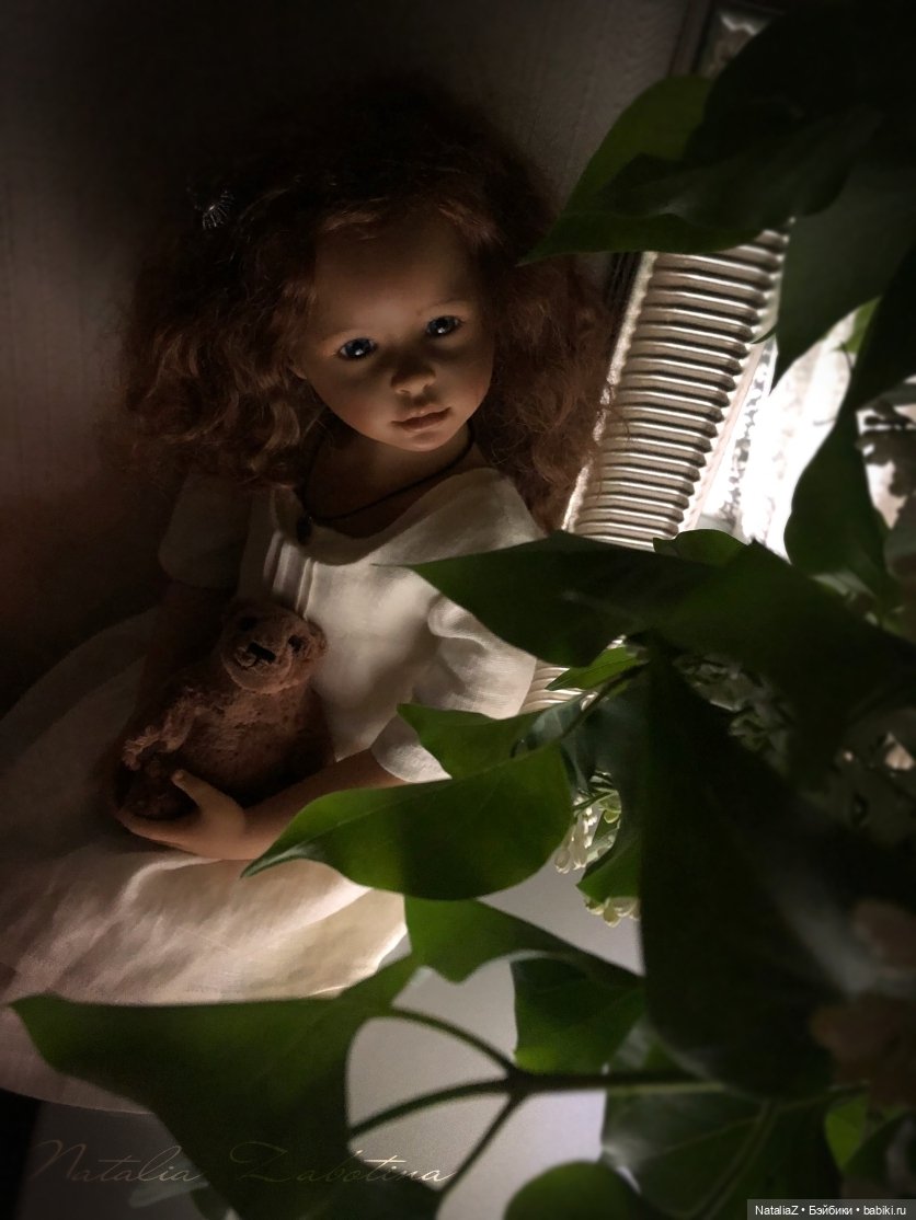 Выход за формат — Николетта