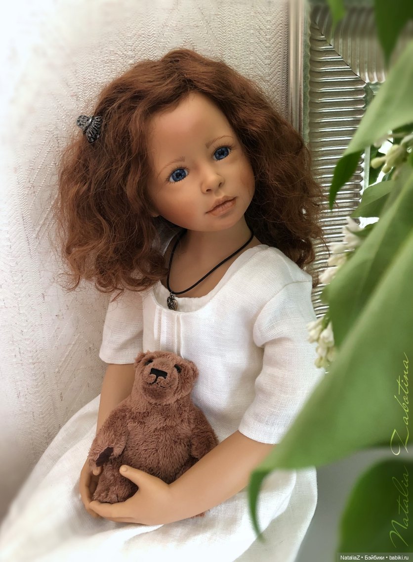 Выход за формат — Николетта