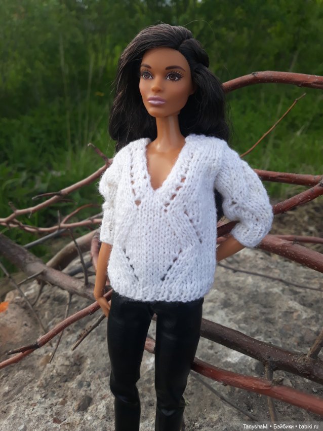 Черно-бело-серый гардероб для Барби