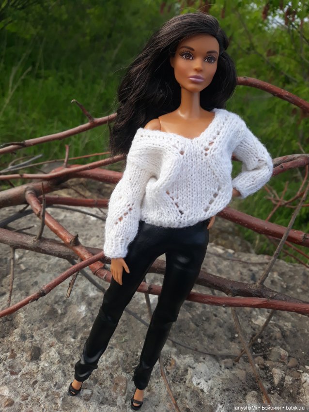 Черно-бело-серый гардероб для Барби