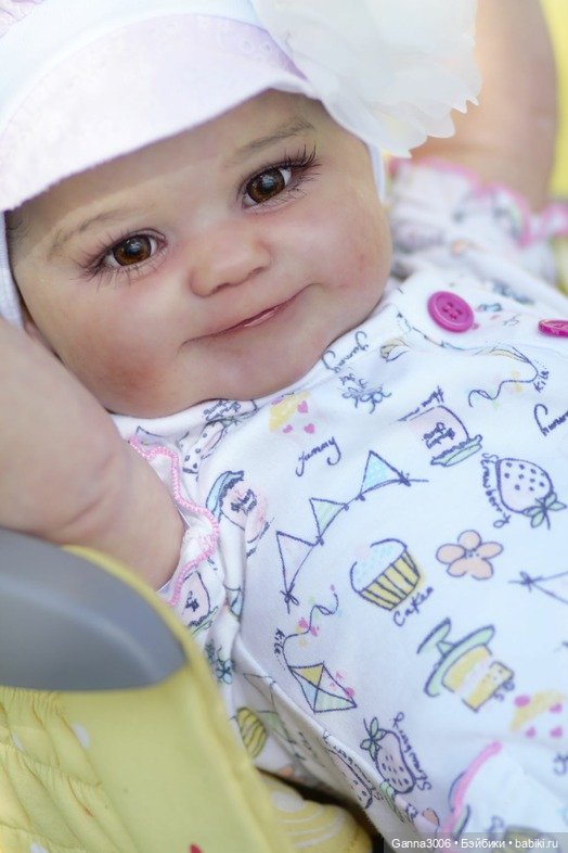 София Meddie#2 by Bonnie Brown