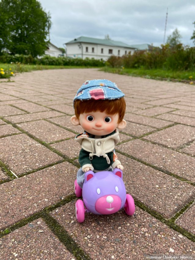Люк и Лу на прогулке — Азиатские виниловые куклы (разное): Китай (фото 6)