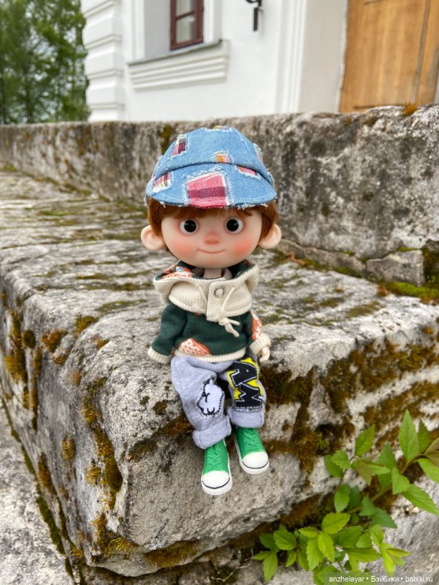 Люк и Лу на прогулке — Азиатские виниловые куклы (разное): Китай (фото 5)