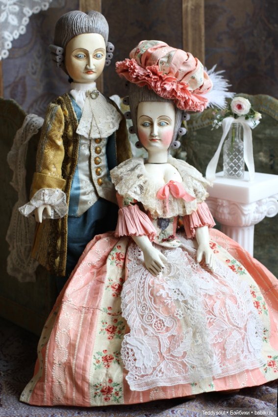Мы опять при дворе — Авторские куклы из дерева