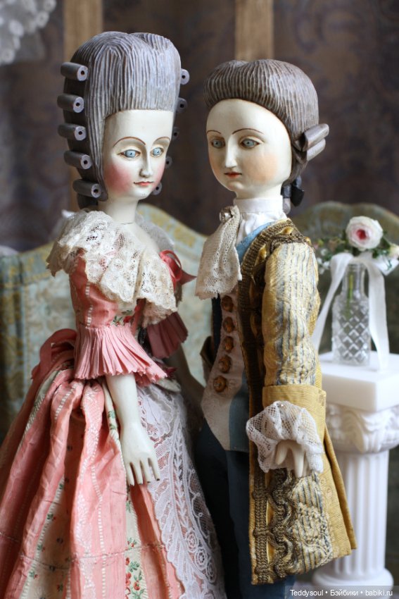 Мы опять при дворе — Авторские куклы из дерева