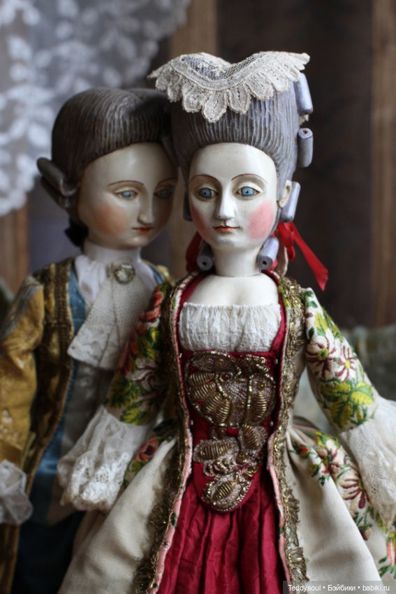 Мы опять при дворе — Авторские куклы из дерева