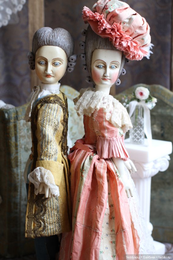 Мы опять при дворе — Авторские куклы из дерева