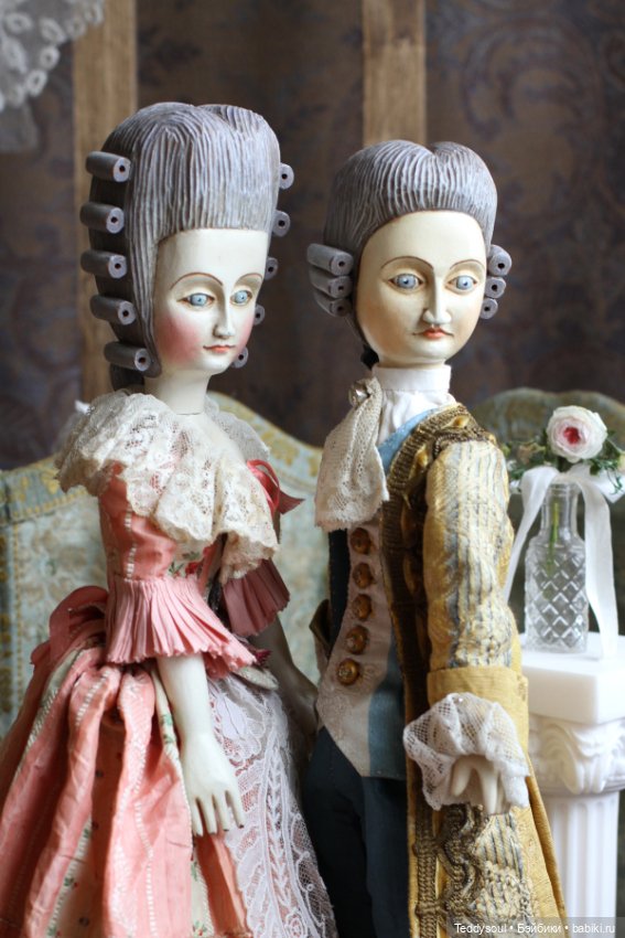 Мы опять при дворе — Авторские куклы из дерева