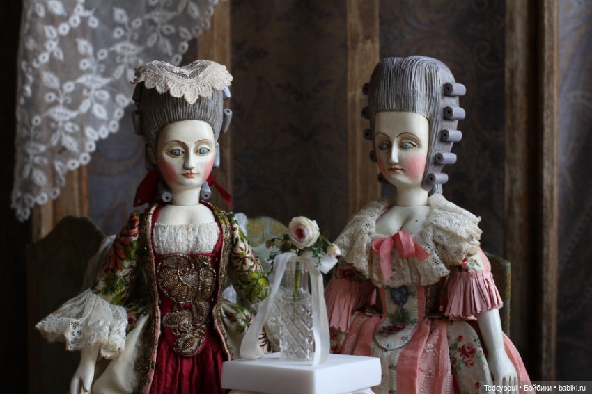 Мы опять при дворе — Авторские куклы из дерева