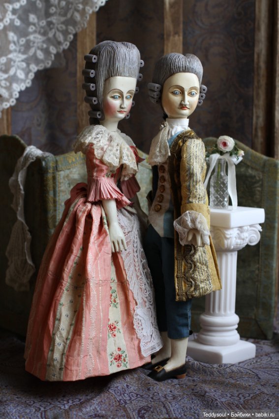 Мы опять при дворе — Авторские куклы из дерева