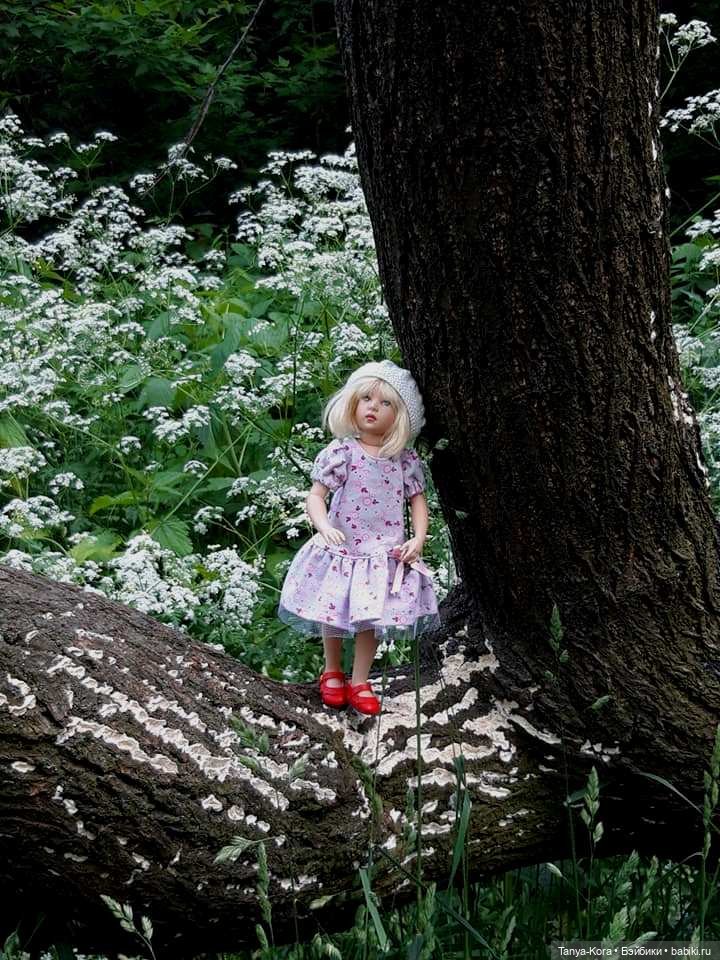 "Как прекрасен этот мир!"- сказала Баффи, гуляя в саду, где цветут розы