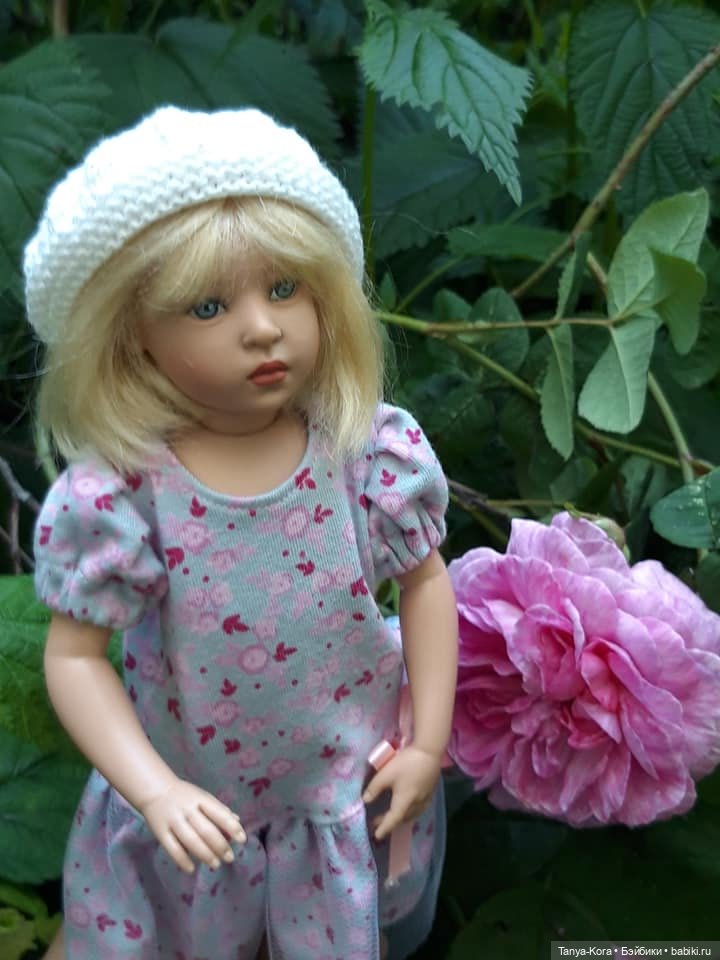 "Как прекрасен этот мир!"- сказала Баффи, гуляя в саду, где цветут розы (фото 6)