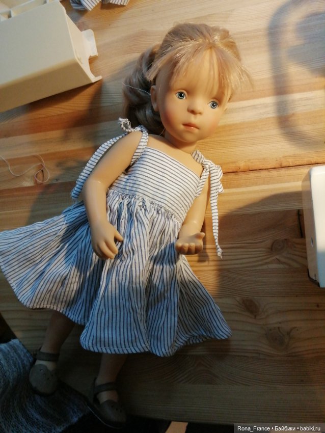 Каникулы Роны. Сарафан для Минуш (Petitcollin Minouche) на скорую руку