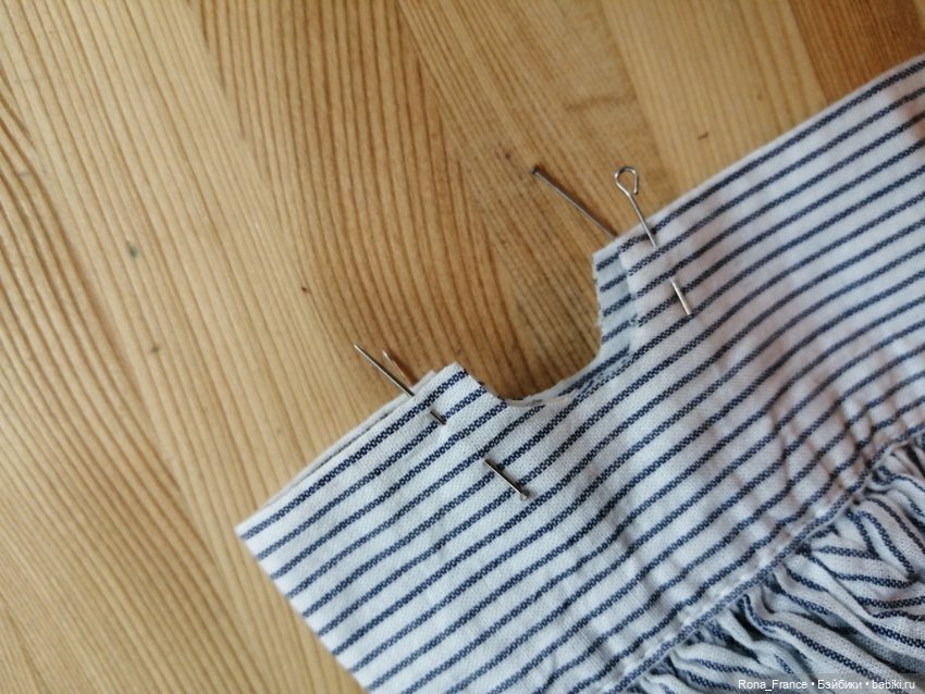 Каникулы Роны. Сарафан для Минуш (Petitcollin Minouche) на скорую руку (фото 8)