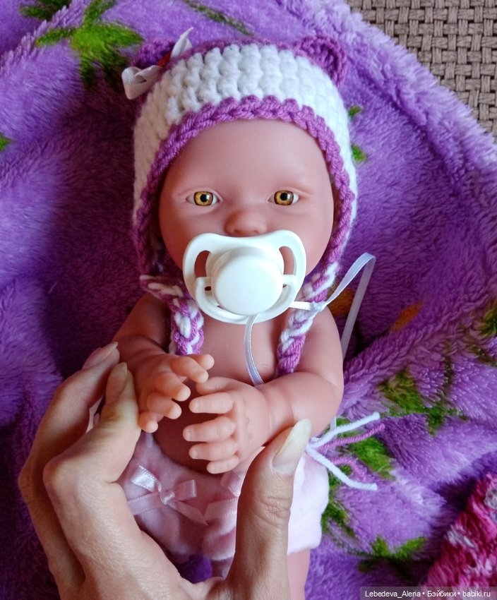 Моя Рози. Лечение винилового пупса (фото 3)