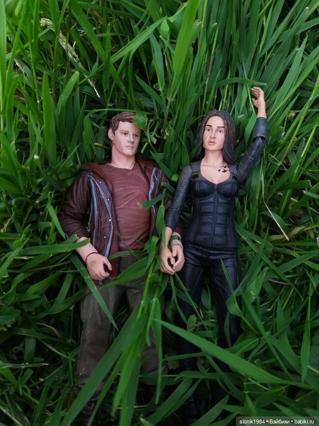 Рок-группа на кухонном столе (фото 3)