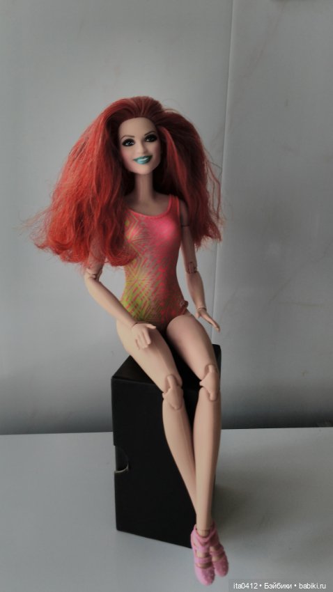 Барби Миссис Чтотут из «Излома времени» и гибриды на её теле (фото 7)