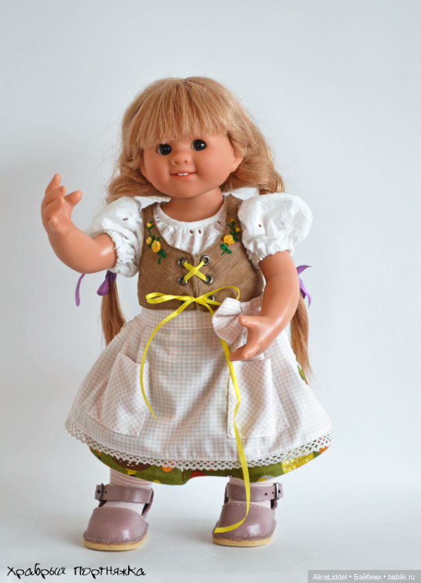 Много разных платьиц — Одежда и обувь для кукол своими руками: фото