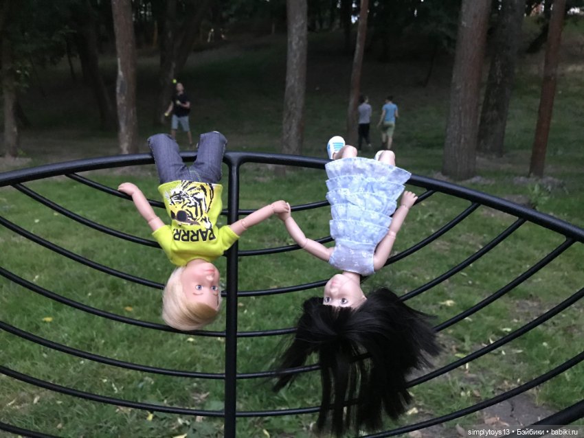 Друзья на прогулке — Куклы Kathe Kruse (Кате/Кэте Крузе): фото