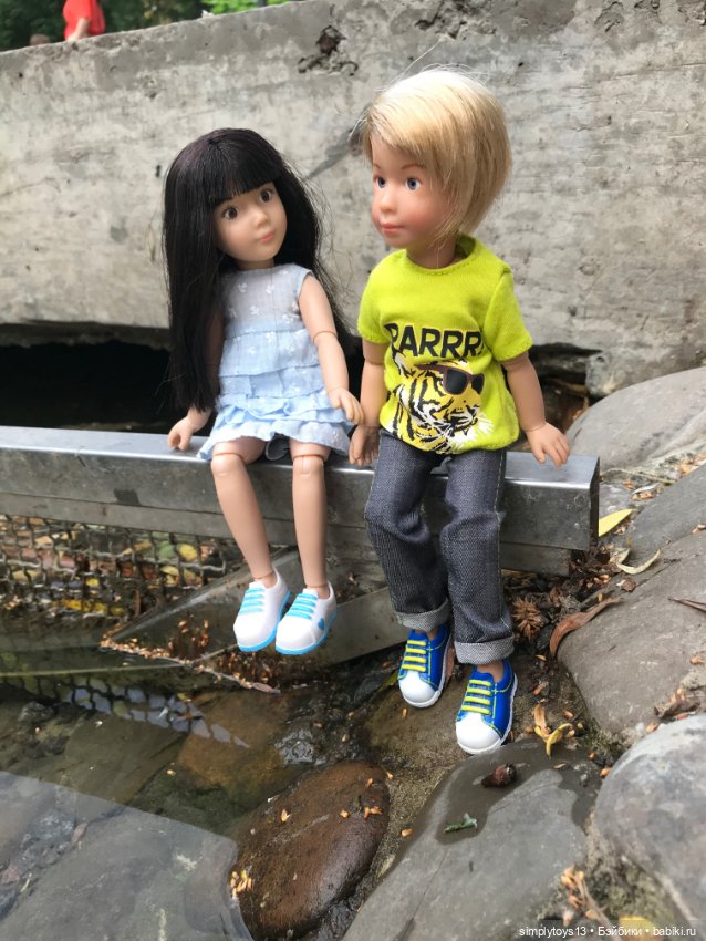 Друзья на прогулке — Куклы Kathe Kruse (Кате/Кэте Крузе): фото