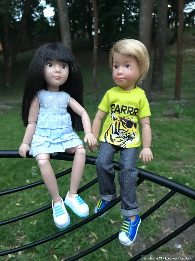 Друзья на прогулке — Куклы Kathe Kruse (Кате/Кэте Крузе): фото