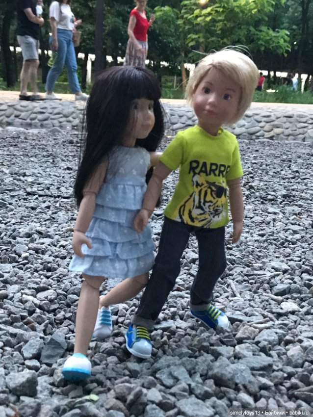 Друзья на прогулке — Куклы Kathe Kruse (Кате/Кэте Крузе): фото