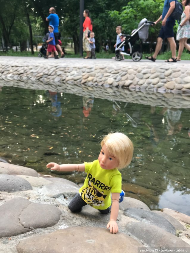 Друзья на прогулке — Куклы Kathe Kruse (Кате/Кэте Крузе): фото (фото 7)