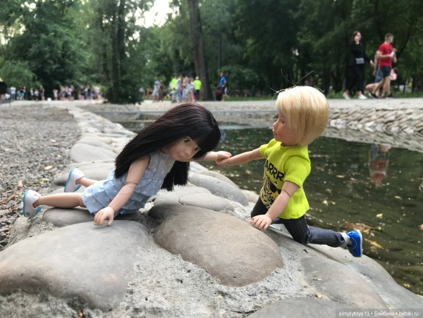 Друзья на прогулке — Куклы Kathe Kruse (Кате/Кэте Крузе): фото