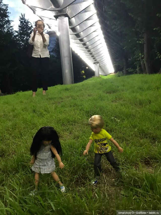 Друзья на прогулке — Куклы Kathe Kruse (Кате/Кэте Крузе): фото