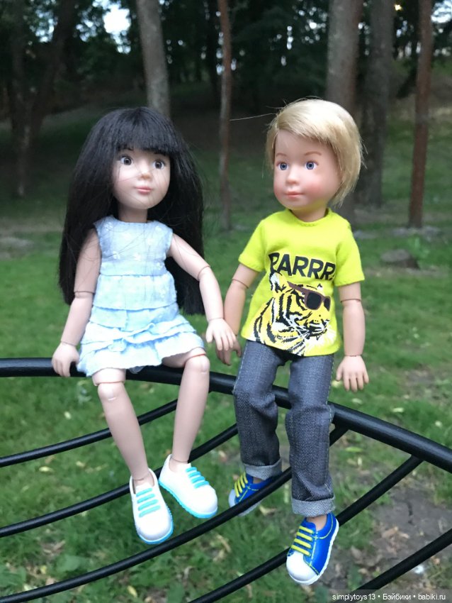 Друзья на прогулке — Куклы Kathe Kruse (Кате/Кэте Крузе): фото