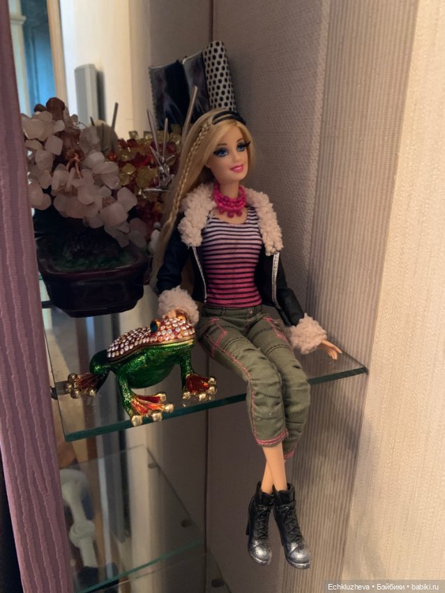 Мистика от Barbie Mattel — Куклы Barbie (Барби): Looks (фото 3)