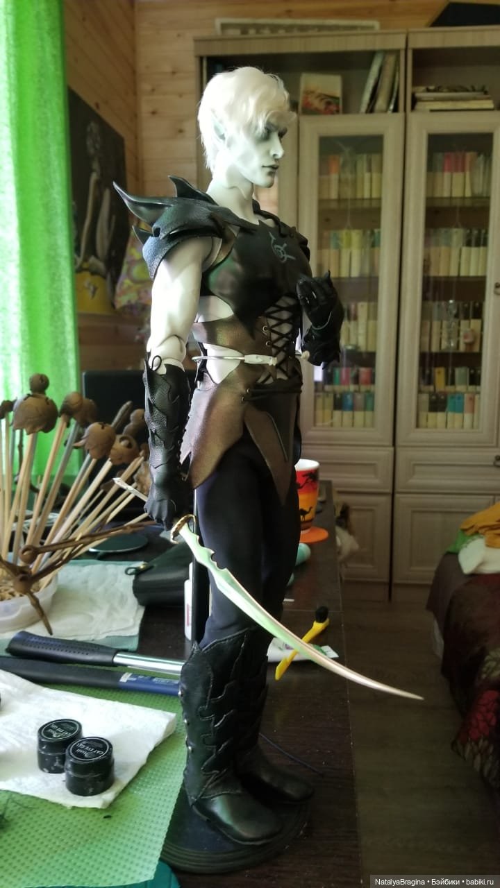 Кованый меч для темного эльфа (фото 7)