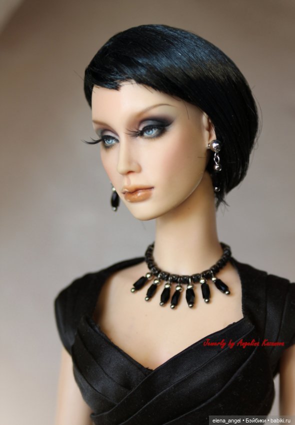 Мрачная коллекция украшений