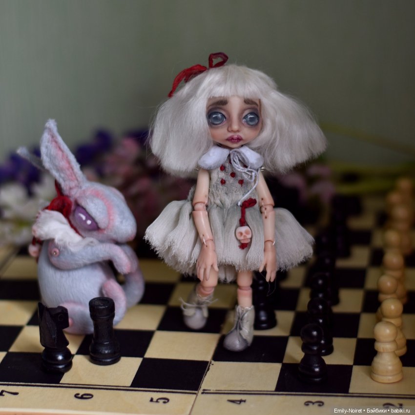 Шахматная партия в Стране Чудес