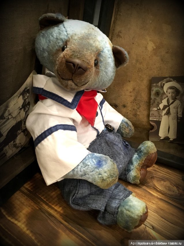 Мишка-тедди, влюблённый в море