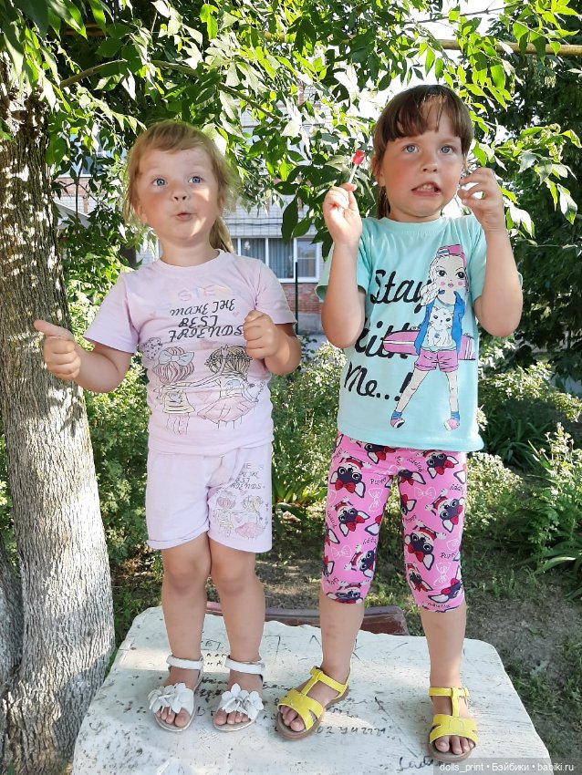 Игра в парикмахера: дети и куклодети